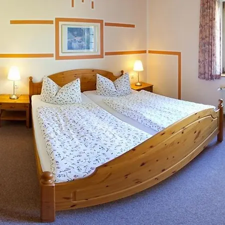 & Restaurant Kleinolbersdorf Hotel