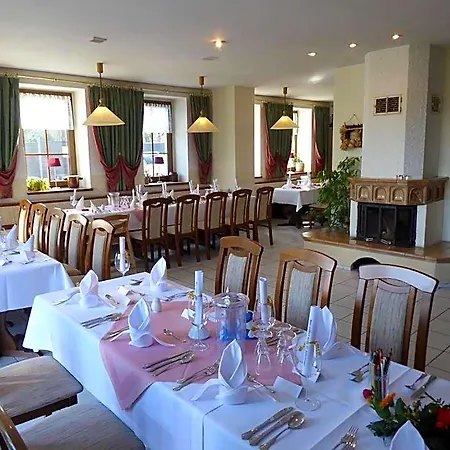& Restaurant Kleinolbersdorf Hotel 3*
