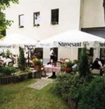 & Restaurant Kleinolbersdorf Hotel